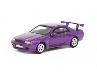 NISSAN Skyline GT-R (R32) metallic violett