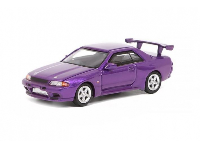 NISSAN Skyline GT-R (R32) metallic violett