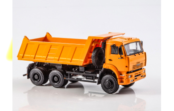 Камский грузовик 6522 самосвал, оранжевый