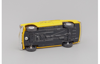 МОСКВИЧ 403 Такси, желтый