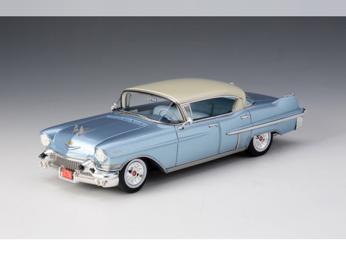 Cadillac Fleetwood 62 1957 (white / blue)