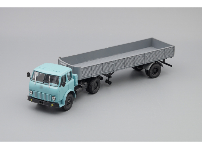 Минский-504 с полуприцепом Минский-9380 (1986), голубой / серый