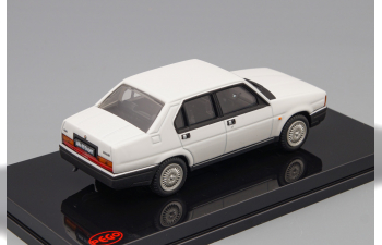 ALFA ROMEO 90 Berlina 1984, white