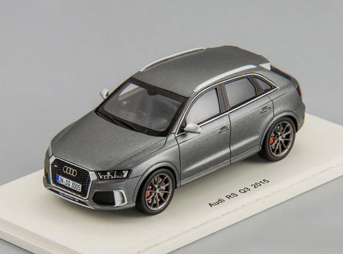 AUDI Q3 RS (2015), grey