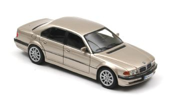 BMW 740i (E38) 2000, beige met 