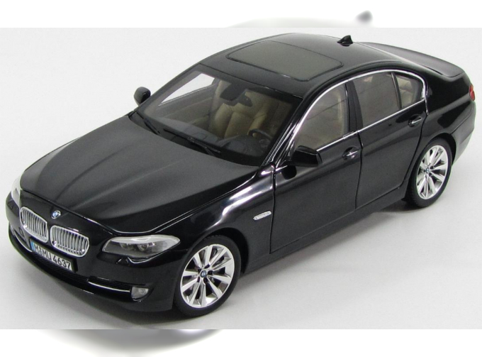 BMW 5 Series GTA (black)