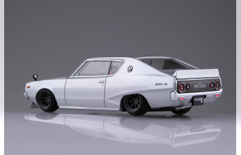 NISSAN Skyline 2000GT-R, silver