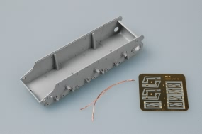 Сборная модель Танк Russian KV-1 Tank (с накладной броней), 1941