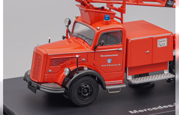 MERCEDES-BENZ L6600 Feuerwehr mit Drehleiter, red