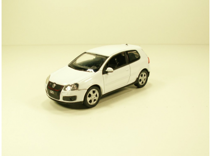 VOLKSWAGEN Golf GTI, High Speed 1:43, white