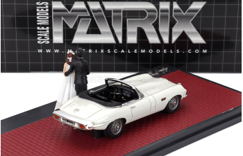 JAGUAR E-type Frua Roadster Open JUST MARRIED с двумя фигурками (1964), white
