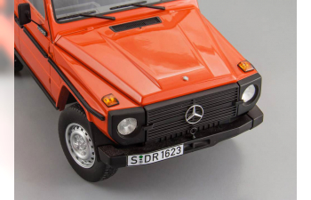 MERCEDES-BENZ 230GE Cabrio G-Class G460 (W460) 1979 Red