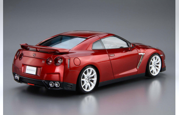 Сборная модель Nissan R35 GT-R Pure Edition '14