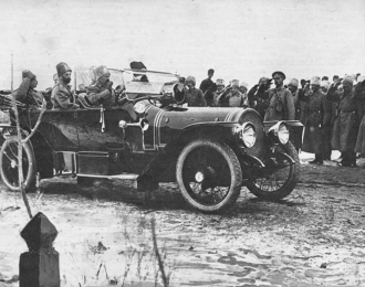 Delaunay-Belleville 45\50 CV Kellner дубль-фаэтон 1914 год. (тент сложен), черный 