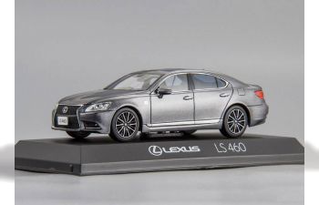 LEXUS LS460 F Sport, grey