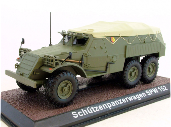 SPW 152 Schutzenpanzerwagen (БТР-152), серия NVA-Fahrzeuge от Atlas Verlag, хаки