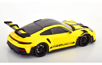 PORSCHE 911 (992) GT3 RS Weissach Paket (2023), yellow black