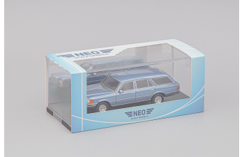 MERCEDES-BENZ 450 SEL Crayford Estate, light blue metallic