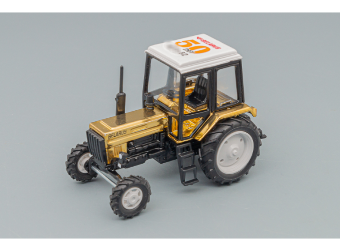 Трактор МТЗ-82 Люкс-2 "50 лет МТЗ-82" (металл), золотой-черный