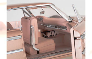 FORD Galaxie 500 XL Hardtop, peach