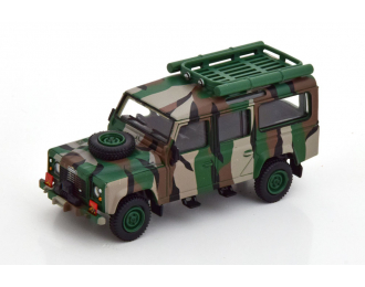 LAND ROVER Defender 110 Malaysian Army, camouflage