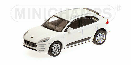 Porsche Macan Turbo 2013 white