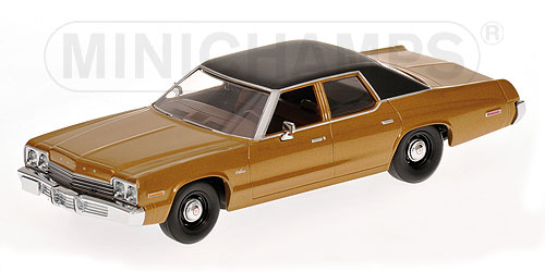 DODGE Monaco 1974, gold met 