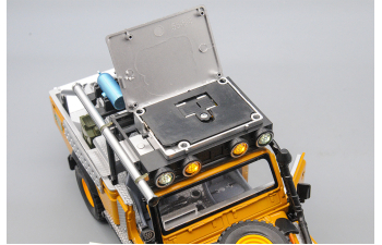 LAND ROVER DEFENDER Camel Trophy, 22 см