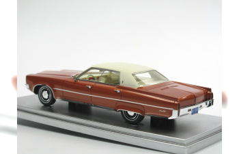 OLDSMOBILE 98 Sedan 4-Door 1971 Brown / White