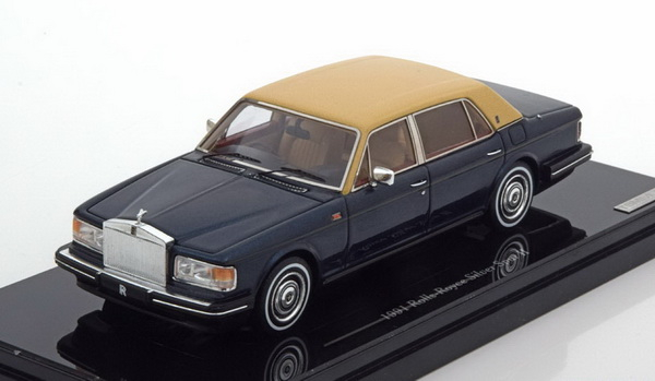 Rolls-Royce Silver Spur II 1991 (dark navy with cream top)