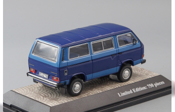 VOLKSWAGEN T3-b Syncro bus, blue metallic