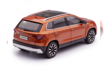 SKODA Karoq рестайлинг (2021), оранжевый металлик