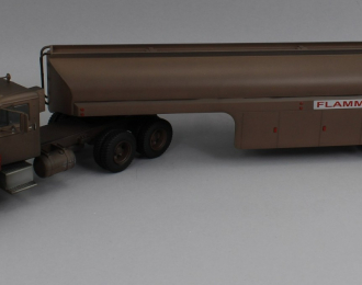 PETERBILT 281 "Needlenose" (1957) седельный тягач цистерна из фильма "Дуэль" (1971)