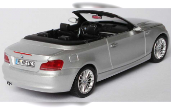 BMW 1er Cabrio E88 (2008), titan silber met.