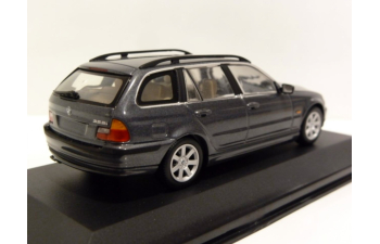 BMW 328i E46 (1999), grey