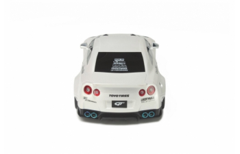 Nissan R35 GTR LB Performance, L.e. 2000 pcs. (pearl white)