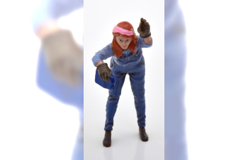 FIGUR Female Mechanic 2