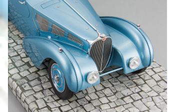 BUGATTI Type 57 SC Atlantic (1936), blue metallic