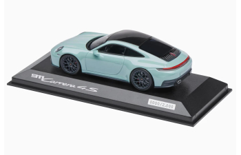 PORSCHE 911 Carrera 4S Coupé (992.2) COUPE (2024), Shadegreen metallic