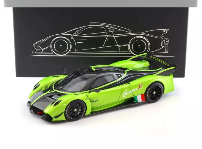 PAGANI Huayra R (2021), Green Carbon