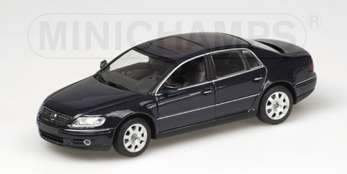 VOLKSWAGEN PHAETON BLUE