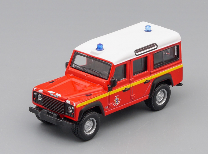 LAND ROVER Defender 110, red / white