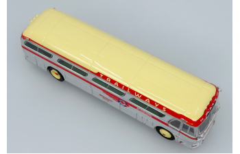 GM PD4104 Coach Continental Trailways (1959), silver/red