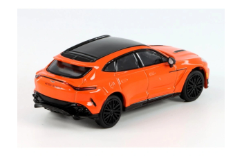 ASTON MARTIN DBX 707, orange