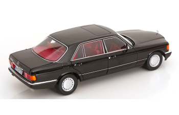 MERCEDES-BENZ 560 SEL (1991), black