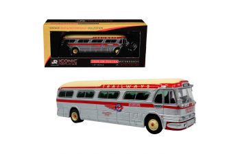 GM PD4104 Coach Continental Trailways (1959), silver/red