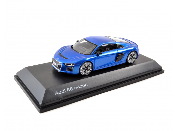 Audi R8 e-tron 2016 - Blue