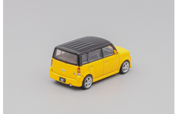 TOYOTA bB (2000), yellow / black