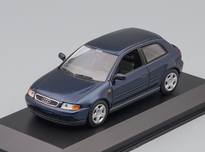 AUDI A3 - 1996 - BLUE METALLIC