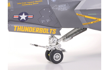 Сборная модель Lockheed Martin F-35C Lightning II
